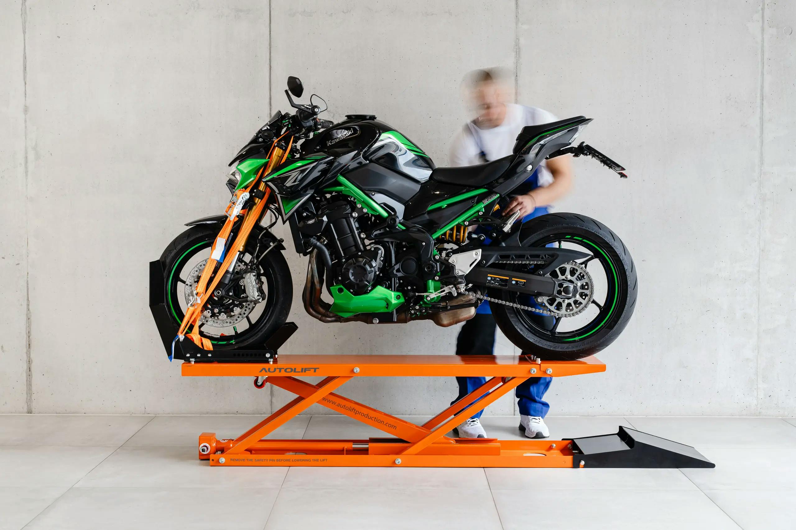 twin - portable jack